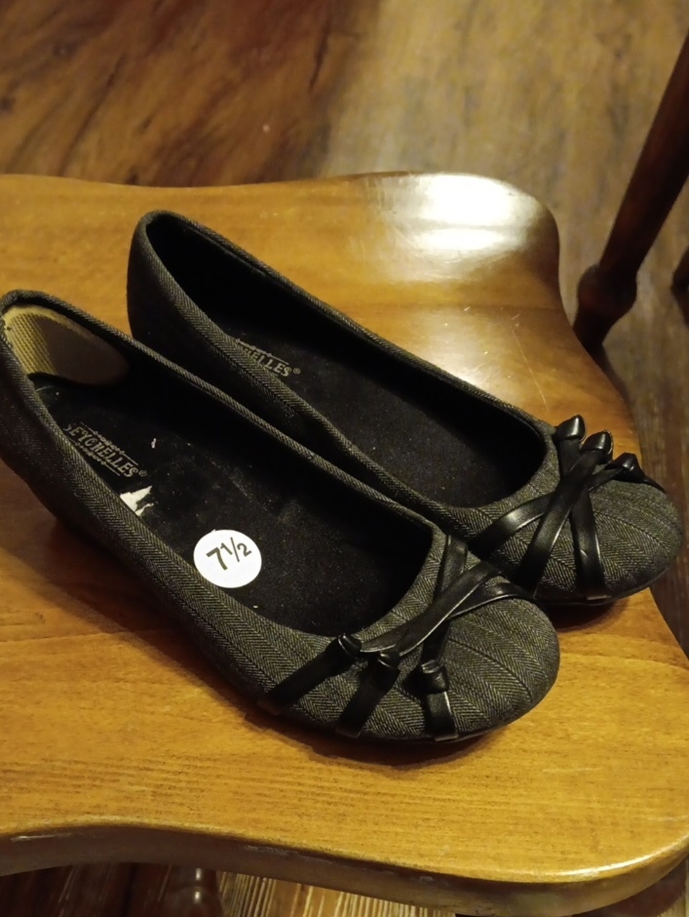 Seychelles Gray Herringbone Flats with Bow Trim